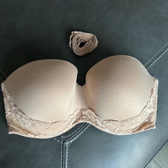 Victoria’s Secret Body by Victoria Strapless Bra Nude - Picture 1 of 6